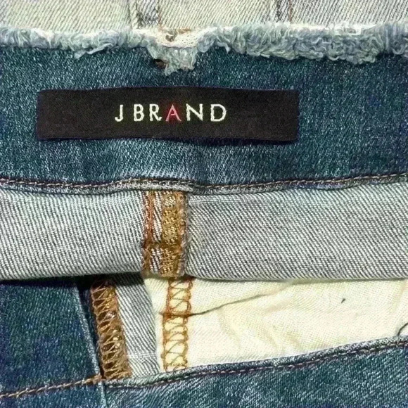 J Brand | Distressed Frayed Hem Blue Jean Medium to dark Wash Mini Skirt Sz 27 4 - Picture 4 of 7